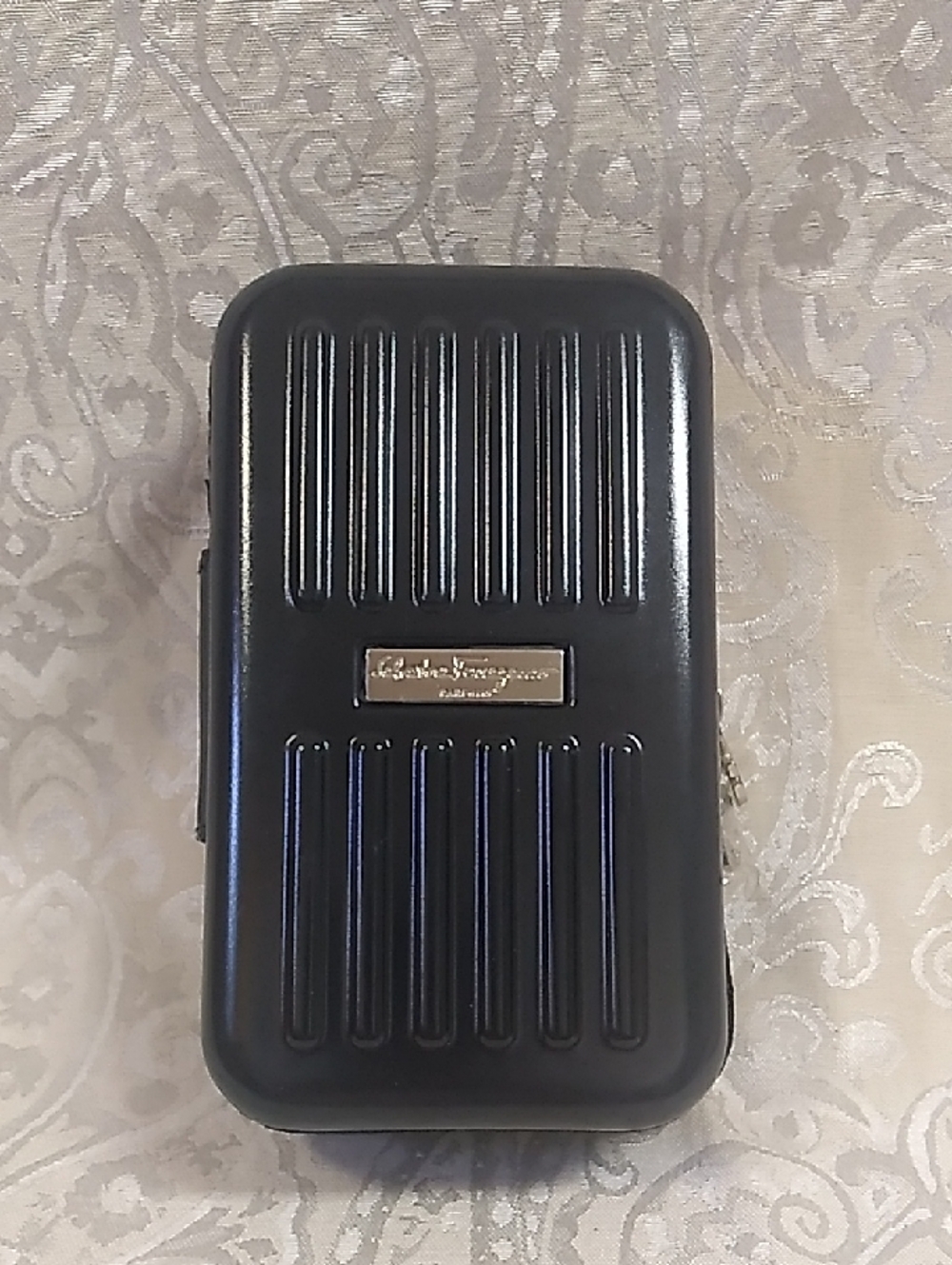 Salvatore Ferregamo For Eva Airling Business Class Travel Case